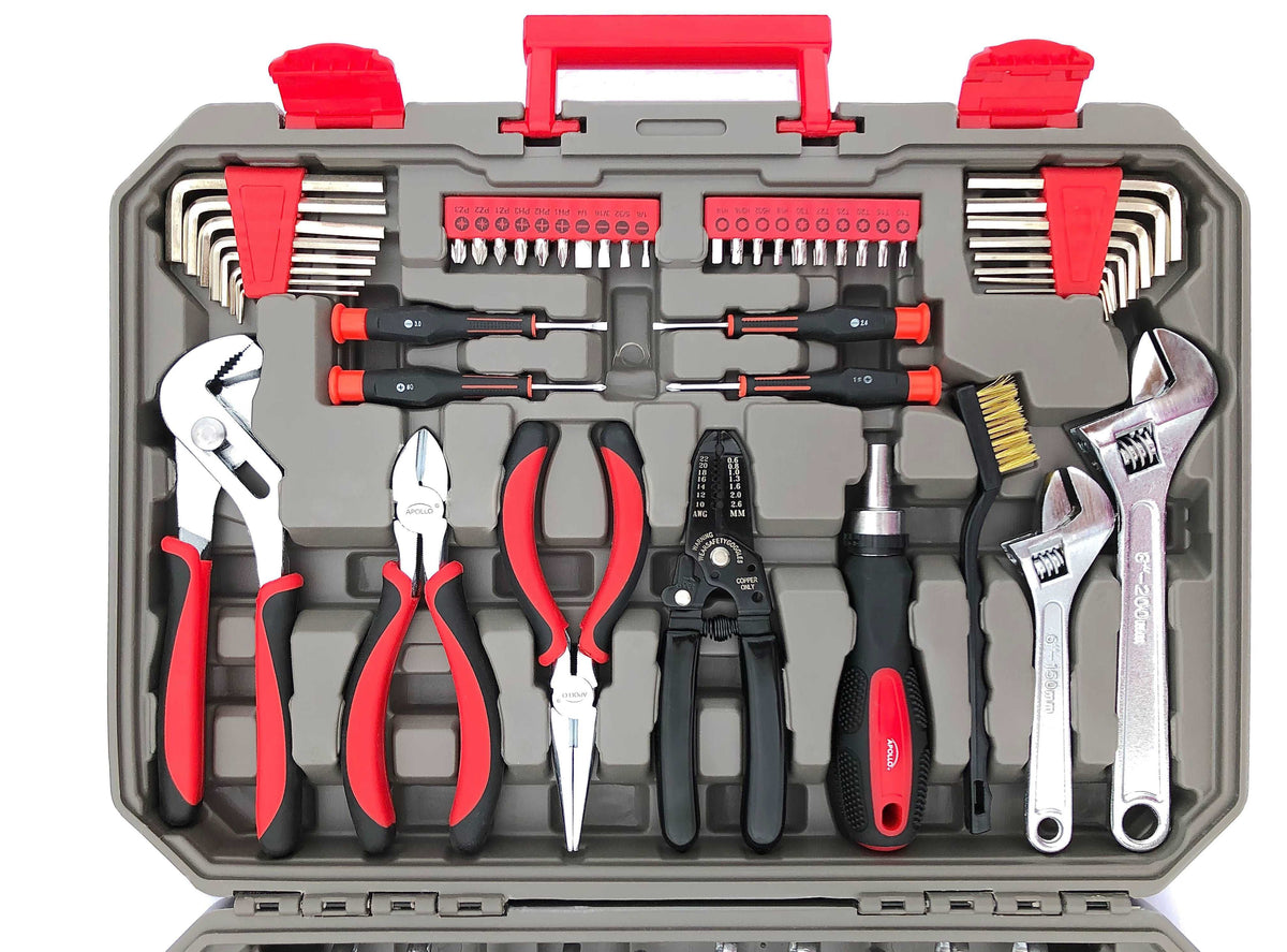 95 Piece Mechanics Tool Set in Metric and SAE G952