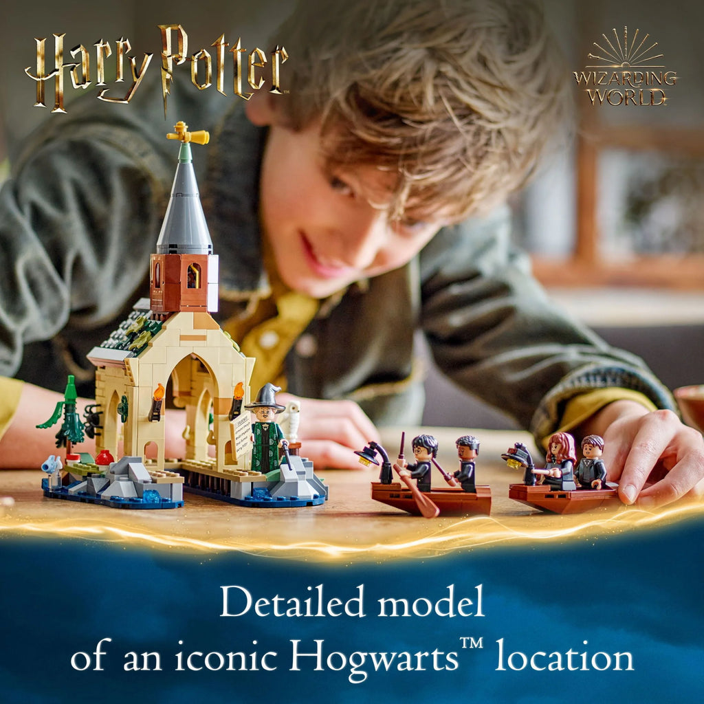 Harry Potter Hogwarts Castle Boathouse Toy with 2 Buildable Boats and 5 Minifigures U943042