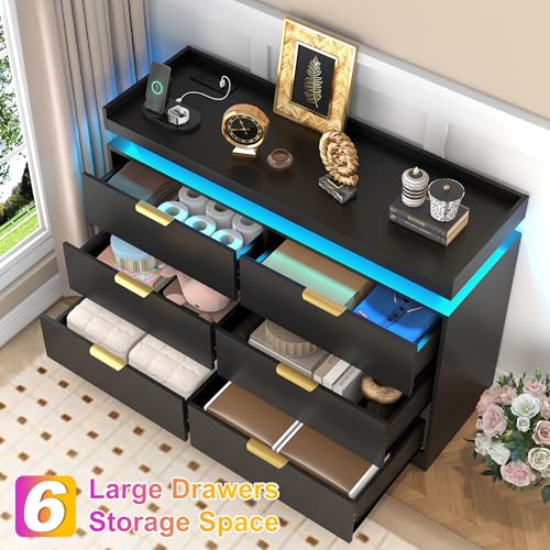White 4 Drawer Wood Dresser Q9046