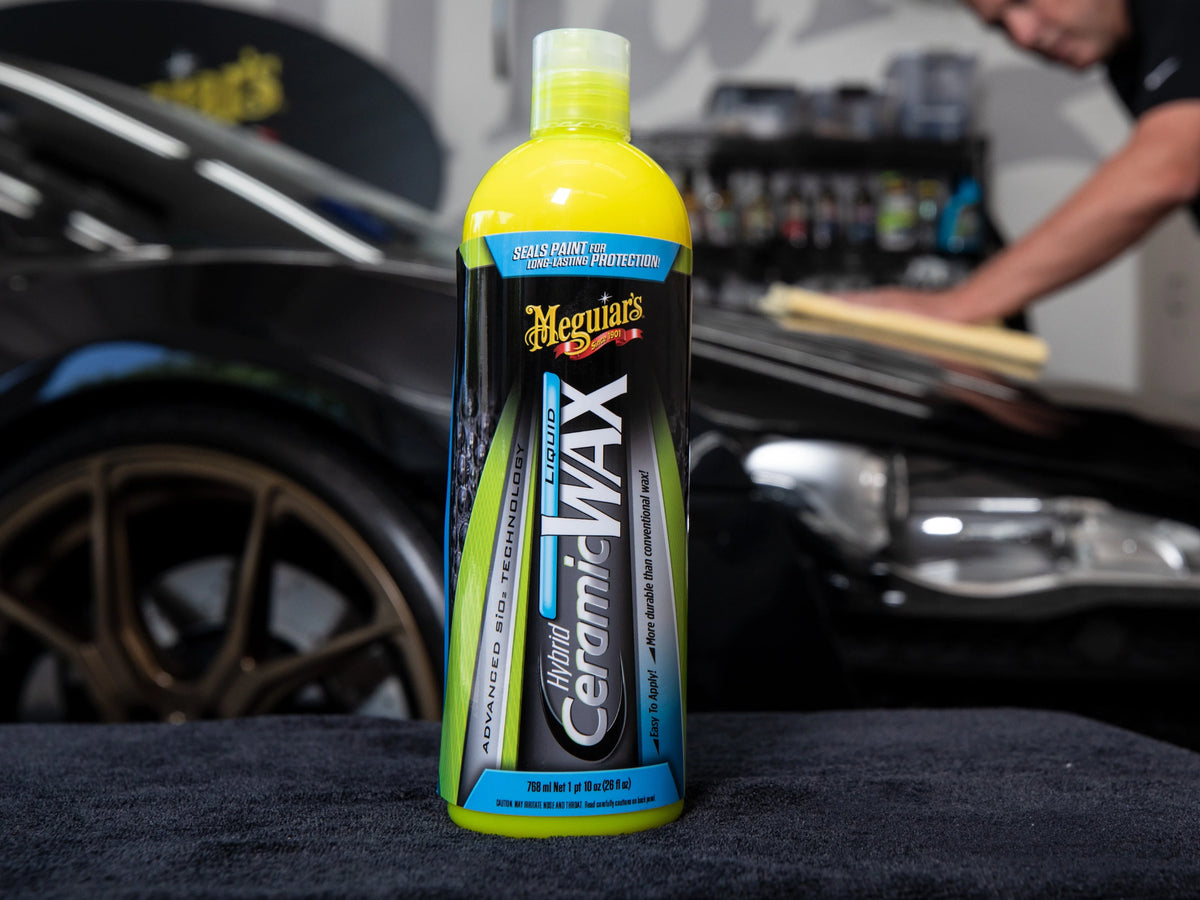 Hybrid Ceramic Liquid Wax 16 Oz C605