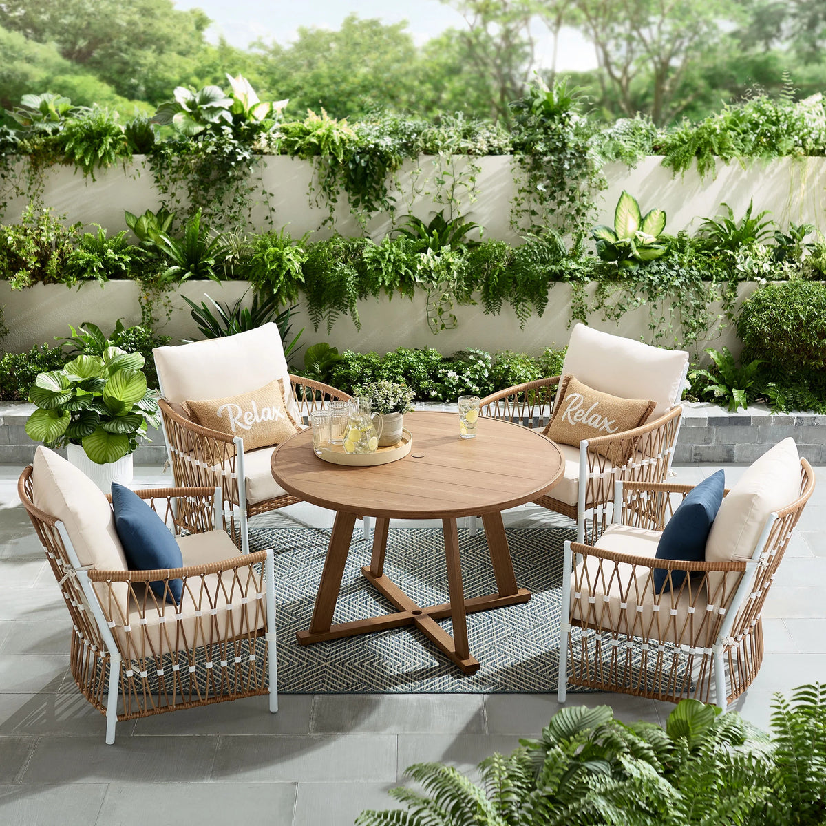 Outdoor 44 Round Metal Top Dining Table R770