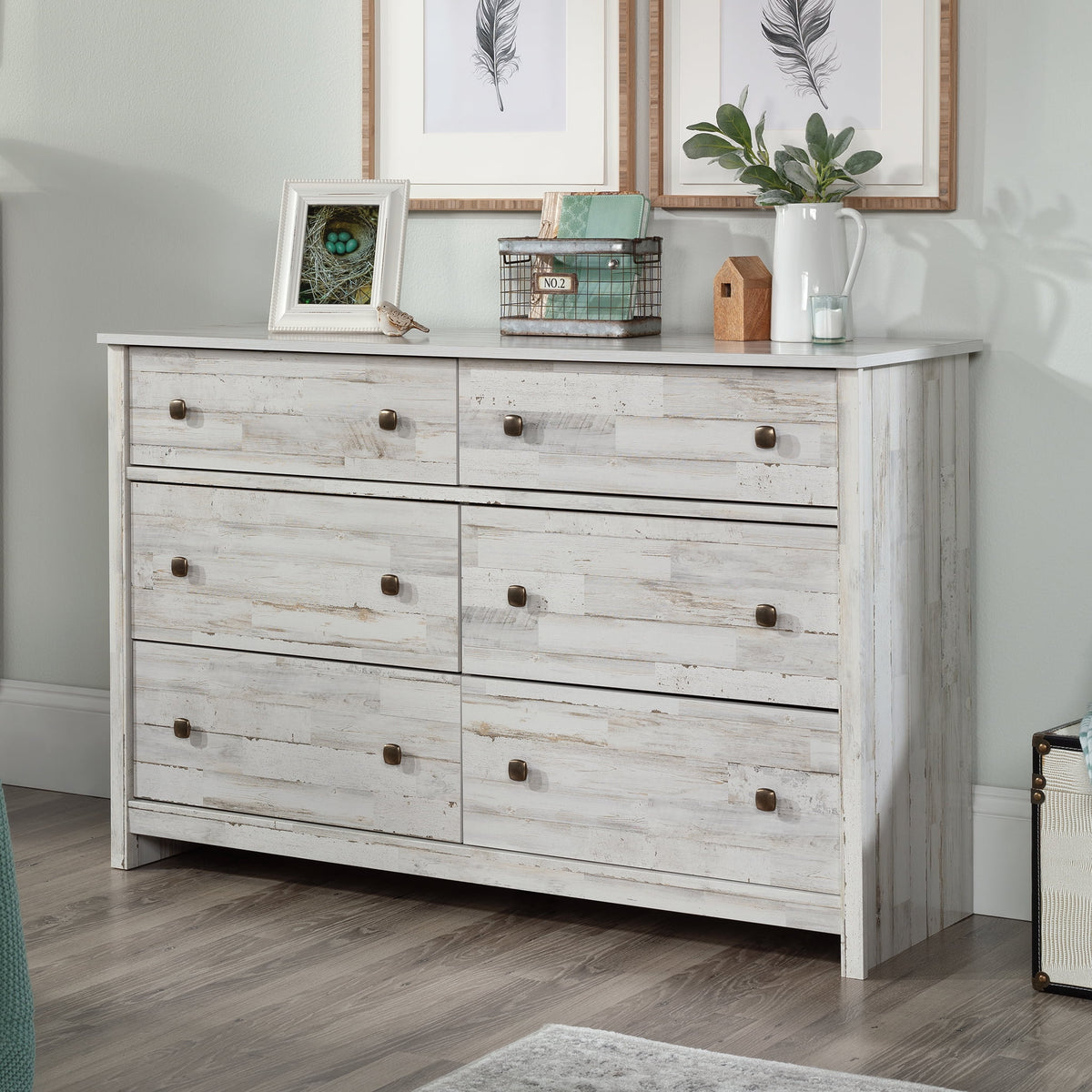 White 6 Drawer Dresser Y90627