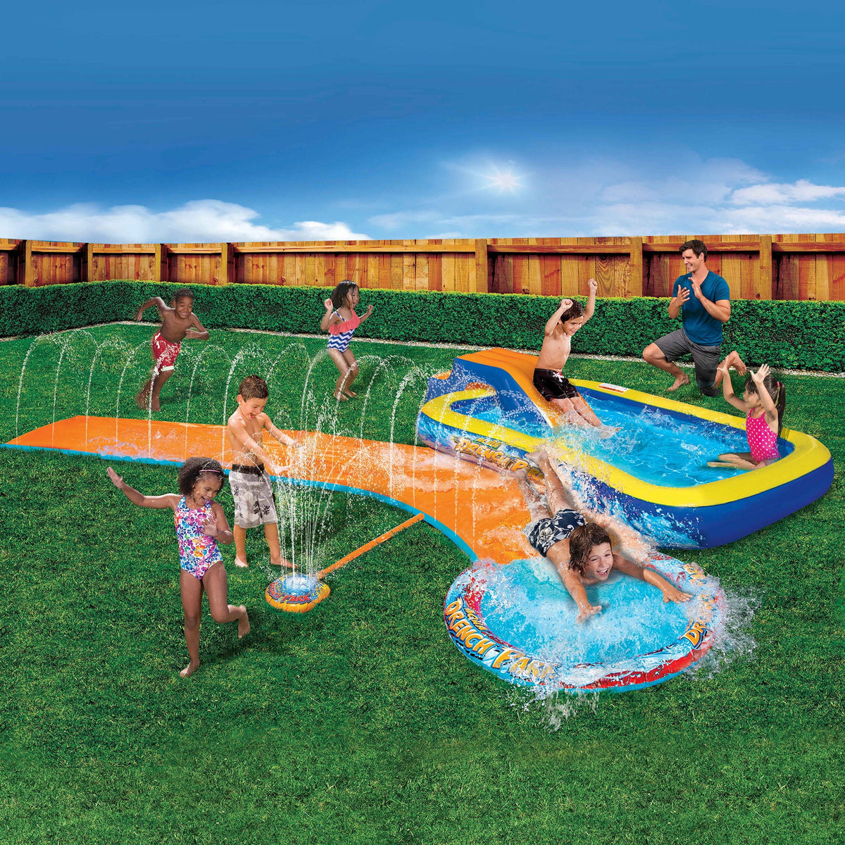 3-in-1 Splash Park with Pool, Sprinkler & Waterslide N651