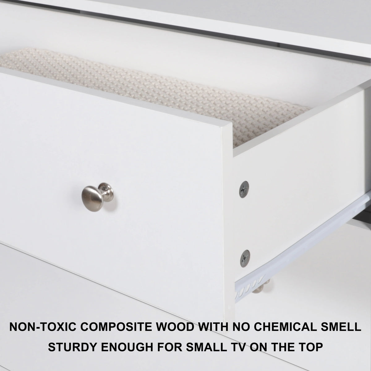 White 5 Drawer Dresser Y575542