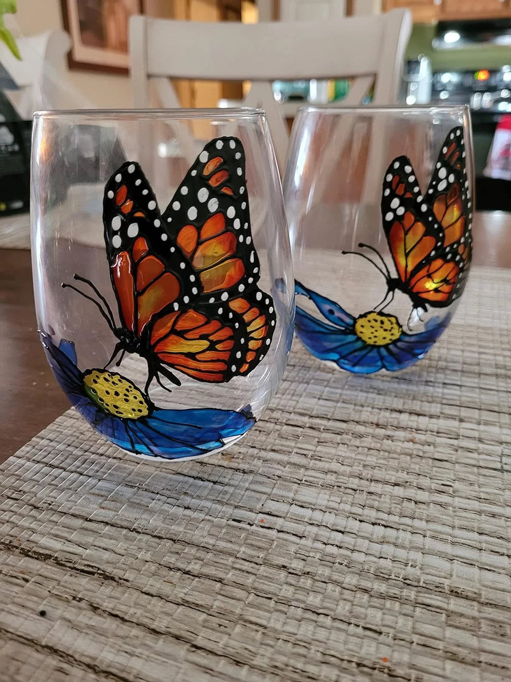 Hand Painted Stemless Wine Glasses Set Of 2 T42949