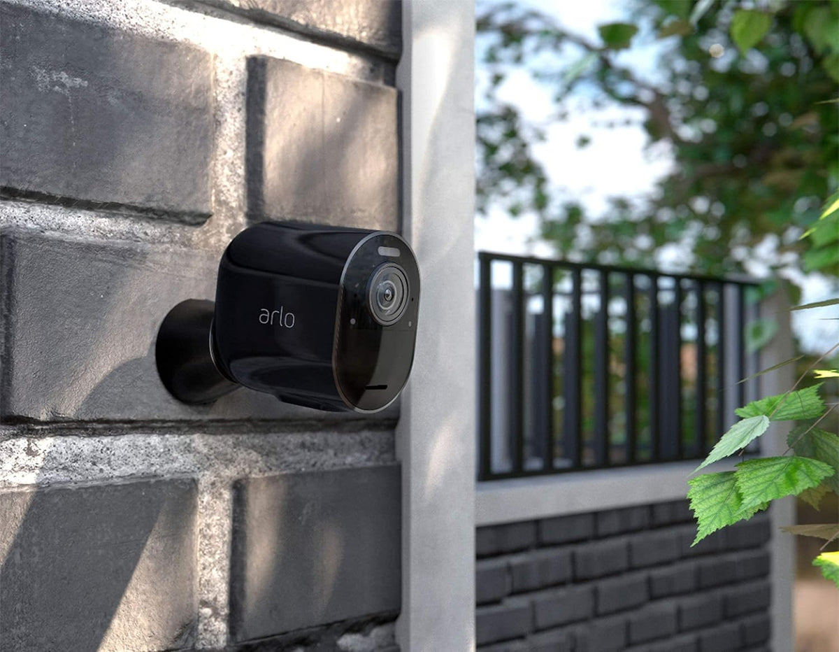 4K UHD Wire-Free Security Camera System Z50505