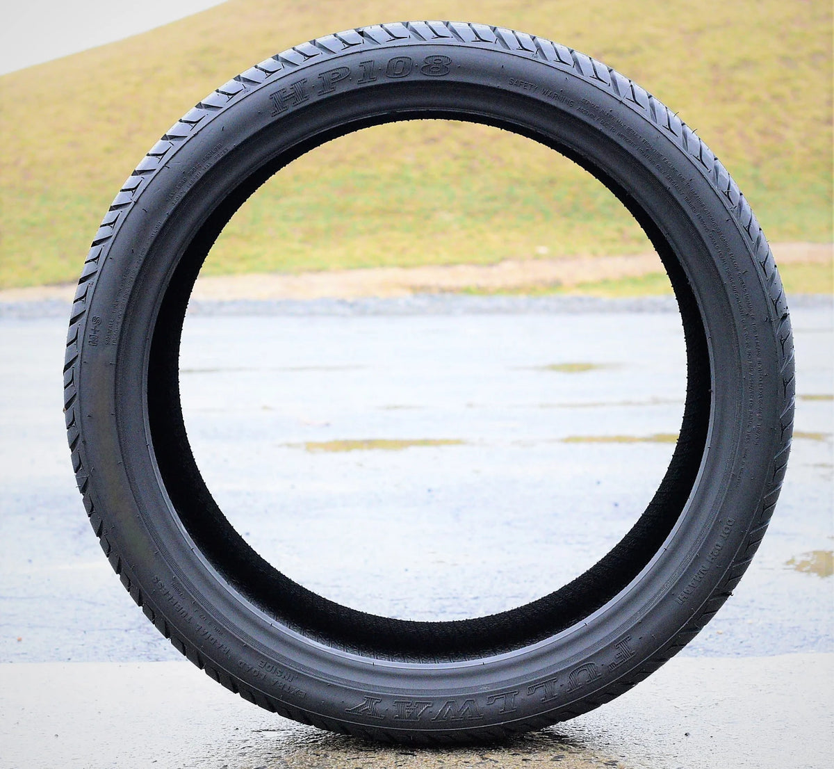 All Season Performance Tires Set of 4 Z556846