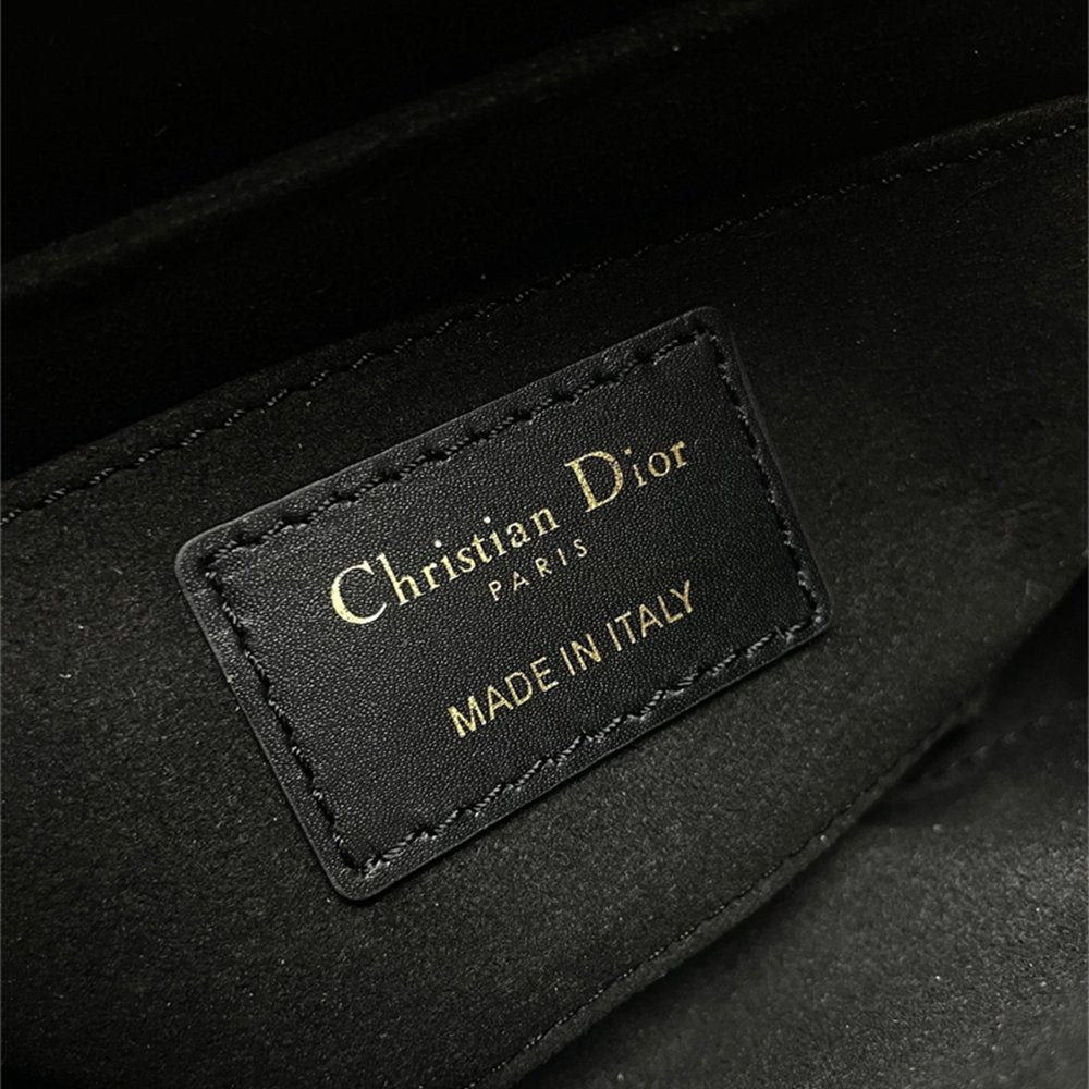 Black Box Calfskin Bag Q8991