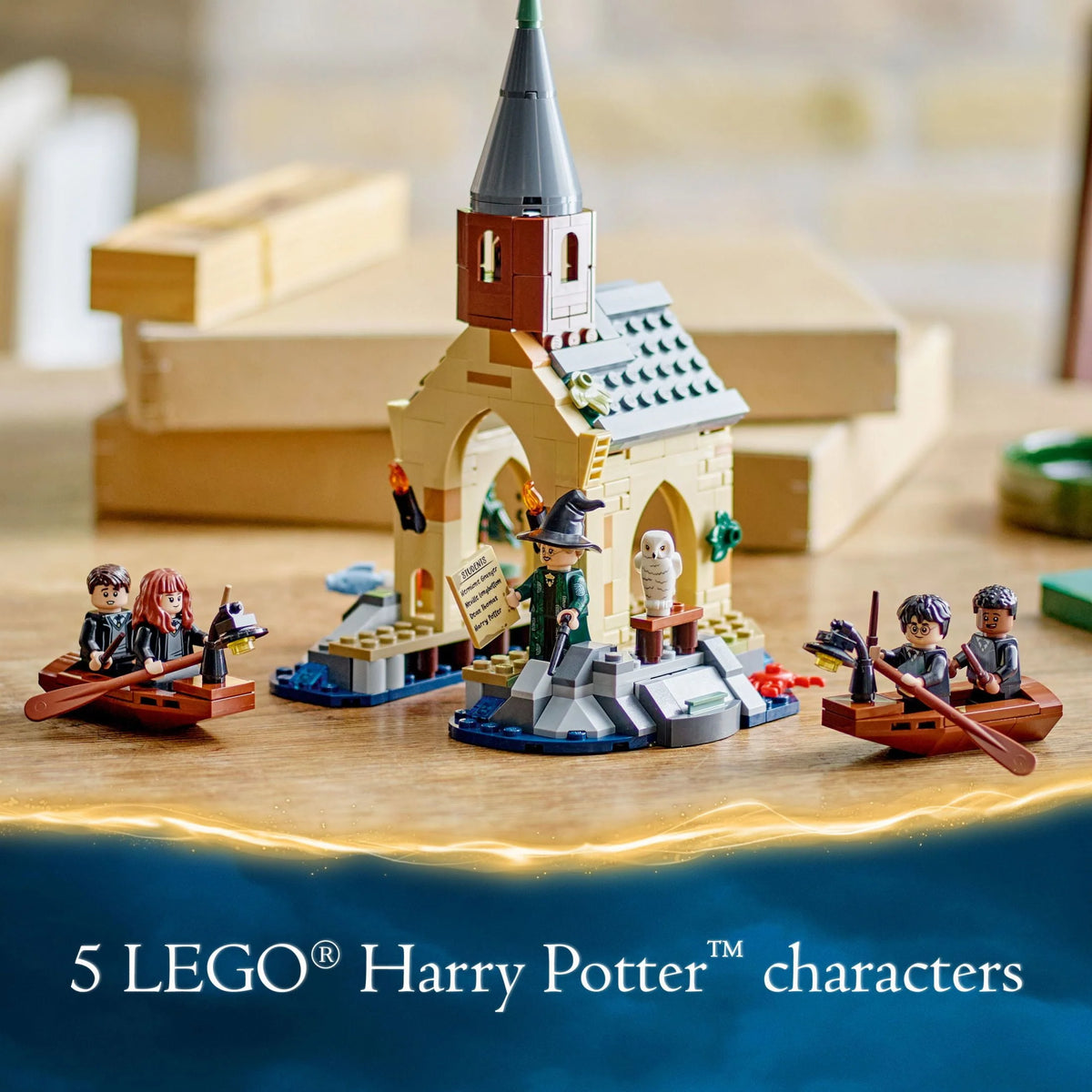Harry Potter Hogwarts Castle Boathouse Toy with 2 Buildable Boats and 5 Minifigures U943042