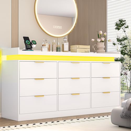 White 4 Drawer Wood Dresser Q9046
