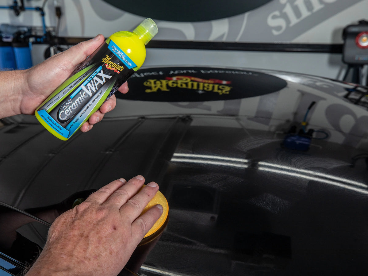 Hybrid Ceramic Liquid Wax 16 Oz C605